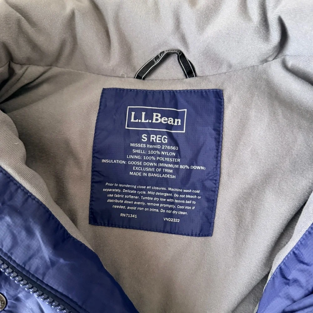 L.L. Bean Navy Blue Puffer Vest